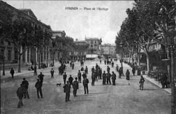 Avignon - Place de l'Horloge